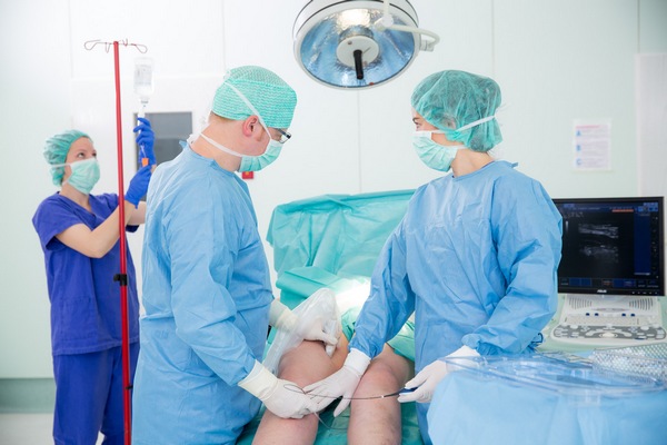 der Operationssaal der Privatklinik